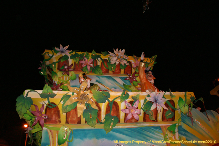 Krewe-of-Proteus-2010-Mardi-Gras-New-Orleans-9746